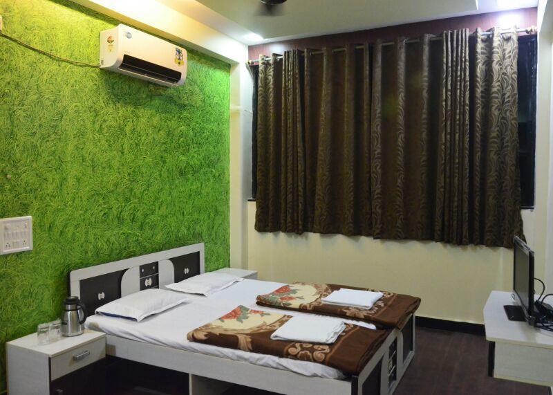 Shanti The Grand Palace Ratnagiri Exterior photo